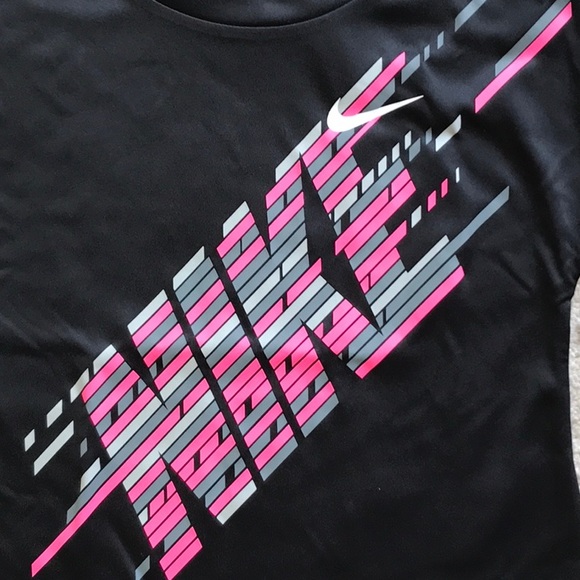 NIKE GIRLS’ SHORT SLEEVE TEE - Picture 3 of 5